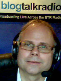 Denise Griffitts Interviews Jon Hansen, Host of PI Window on Business Show